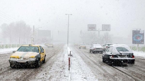 بارش برف در تهران تا کی ادامه دارد؟